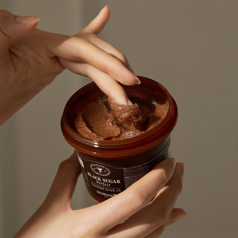 [Skinfood] Black Sugar Perfect Essential Scrub 2X