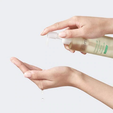 [Make P:rem] Safe Me Relief Moisture Cleansing Oil